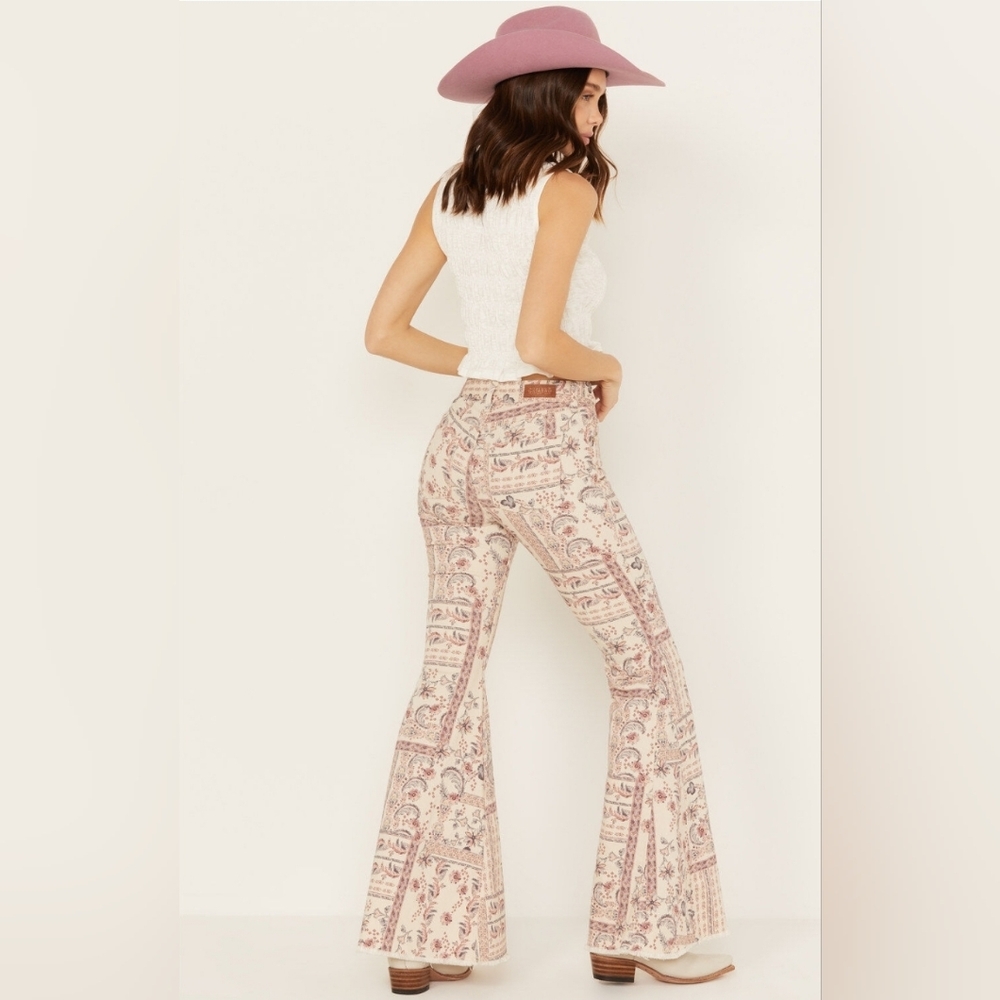 SHYANNE High Rise Paisley Americana Print Bell Bottoms - Size 25